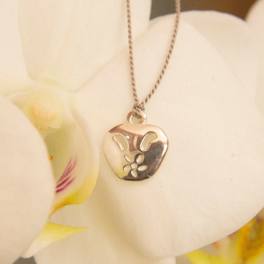 Pansy Shell on Silk Necklace